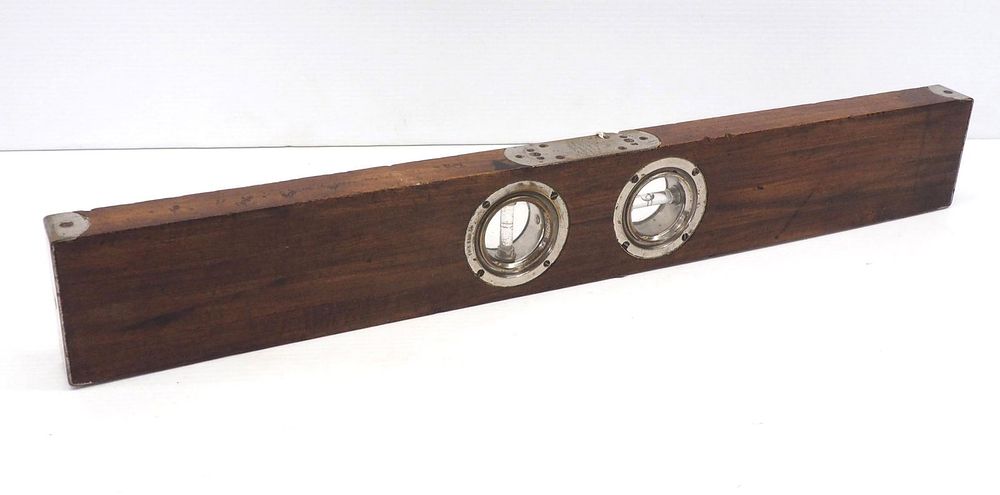 Lot 4099: Davis & Cook No.2 Level