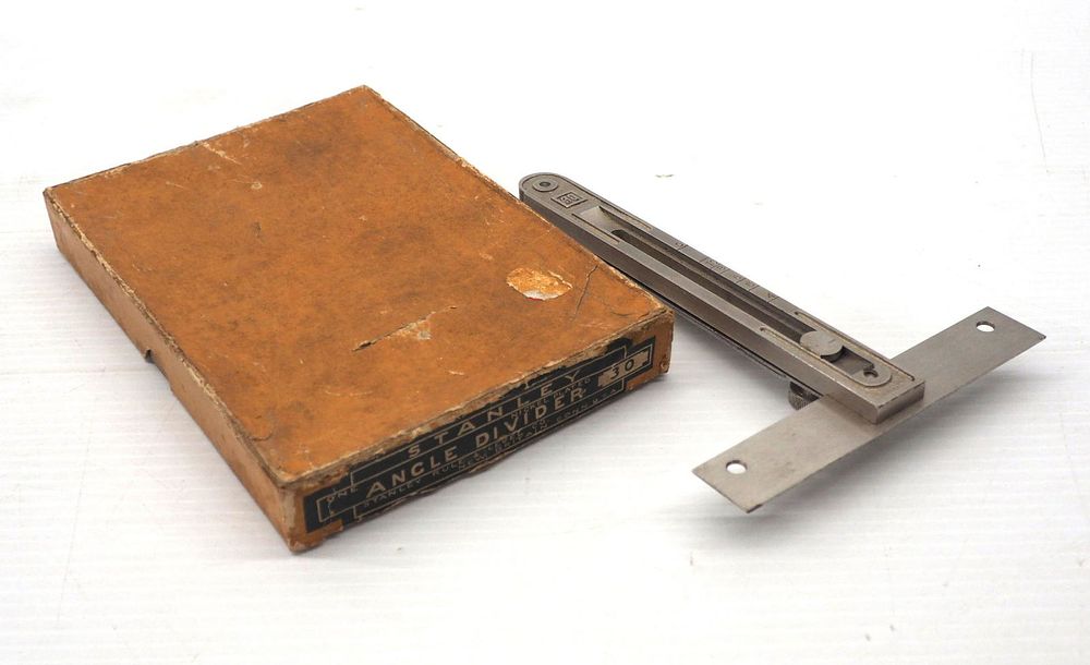 Lot 4155: Stanley Angle Divider