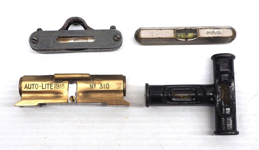 Lot 4174: (4) Small Levels
