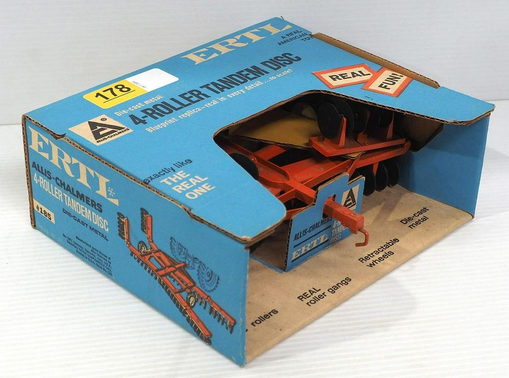 Lot 178: Ertl Allis Chalmers 4 Roller Tandem Disc