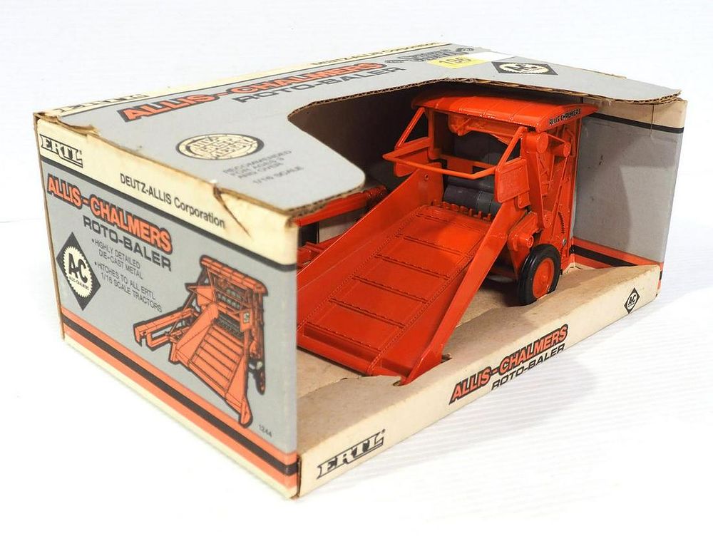 Lot 196: Ertl Allis Chalmers Roto-Baler