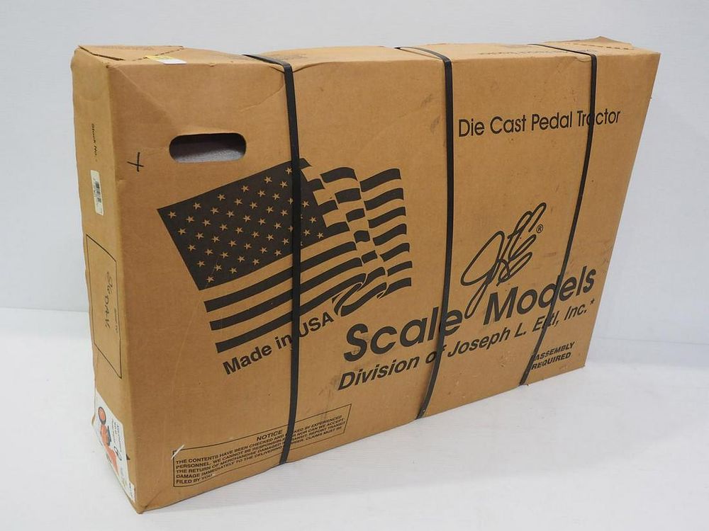 Lot 235: Scale Models Allis Chalmers WD 45 NF