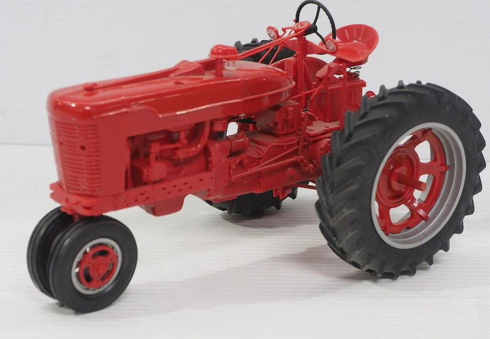 Lot 316: Yoders Farmall