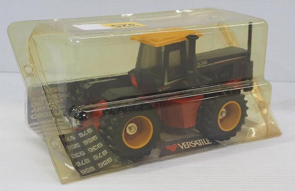 Lot 325: Scale Models Versatile Designation 6, 4 WD