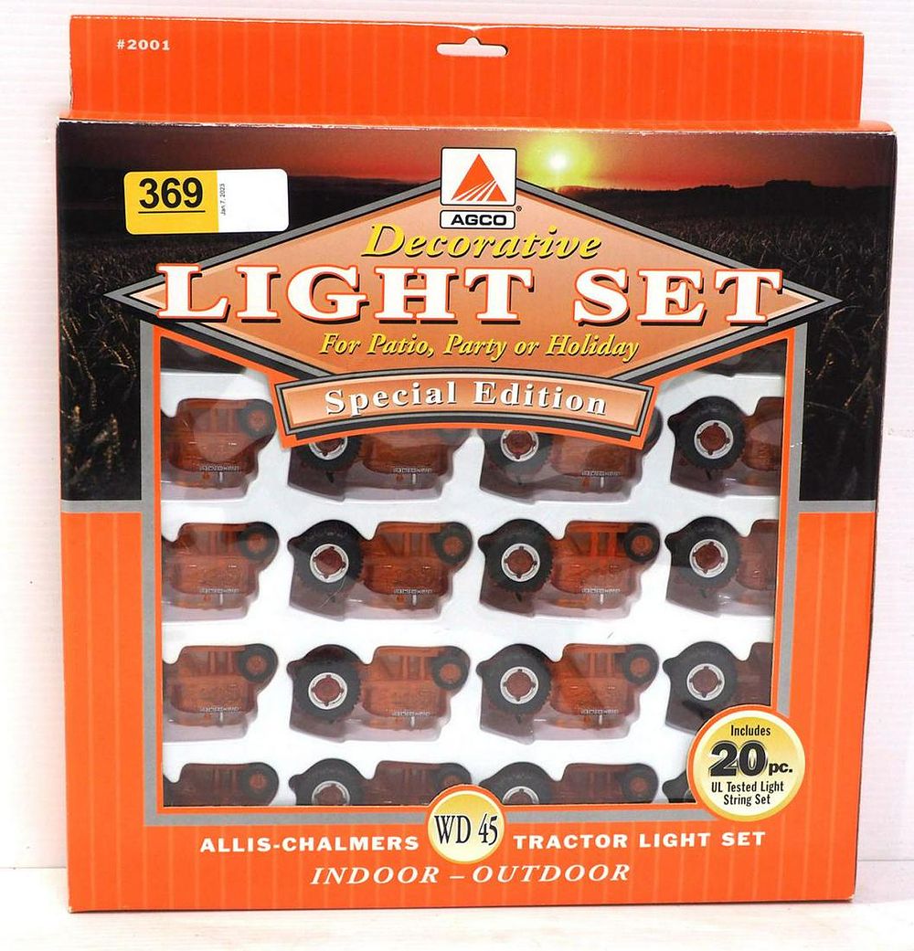 Lot 369: Allis Chalmers WD 45 Decorative Light Set