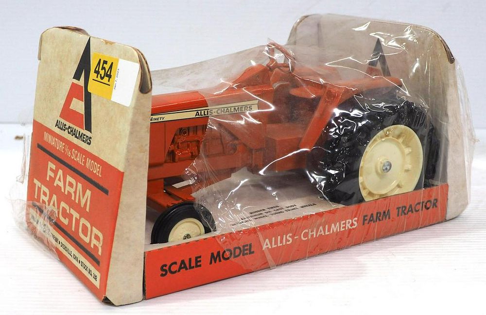 Lot 454: Ertl Allis Chalmers One-Ninety
