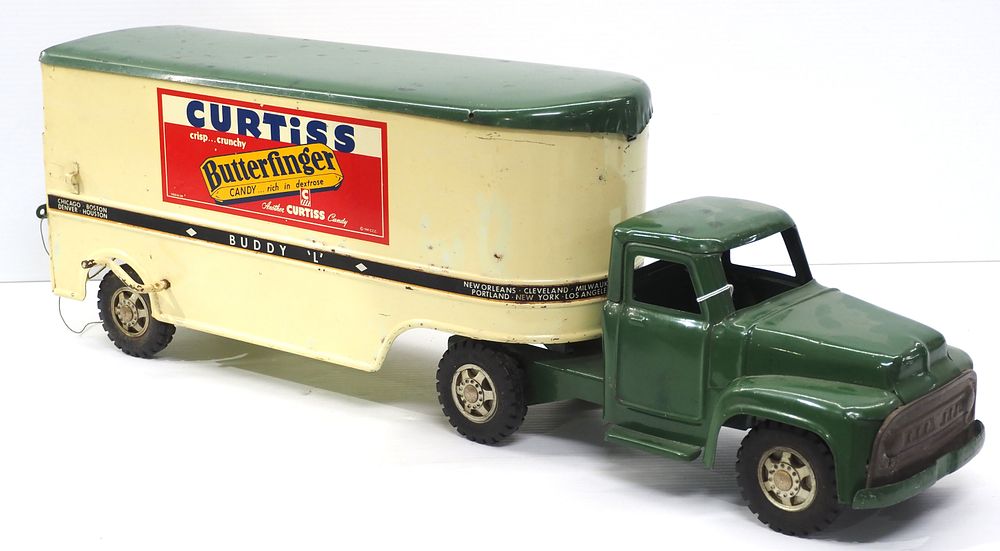 Lot 2176: 1950's green Buddy L Curtis delivery truck