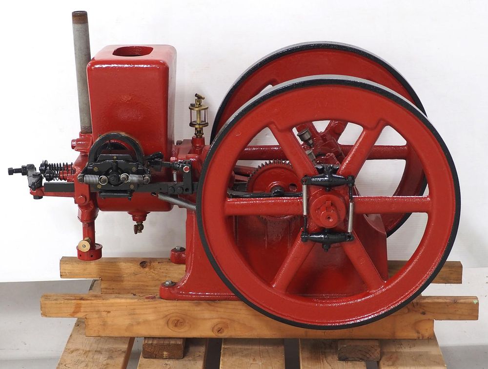 Lot 263: Economy 1.5hp hit & miss engine
