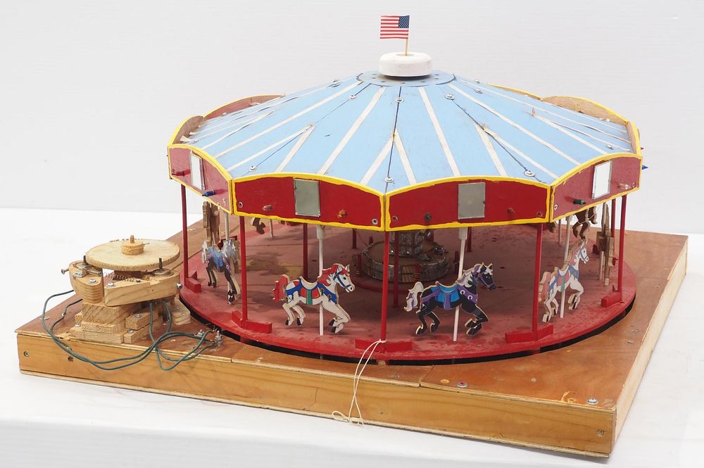 Lot 390A: Homemade battery-powered merry-go-round