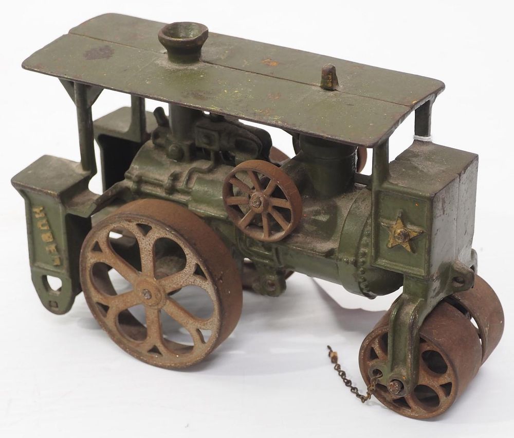 Lot 398: Huber Land Roller cast iron toy