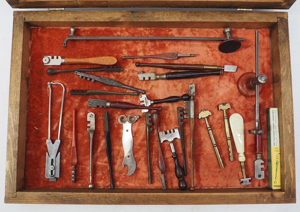 Lot 403: (24) Glass cutters in showcase