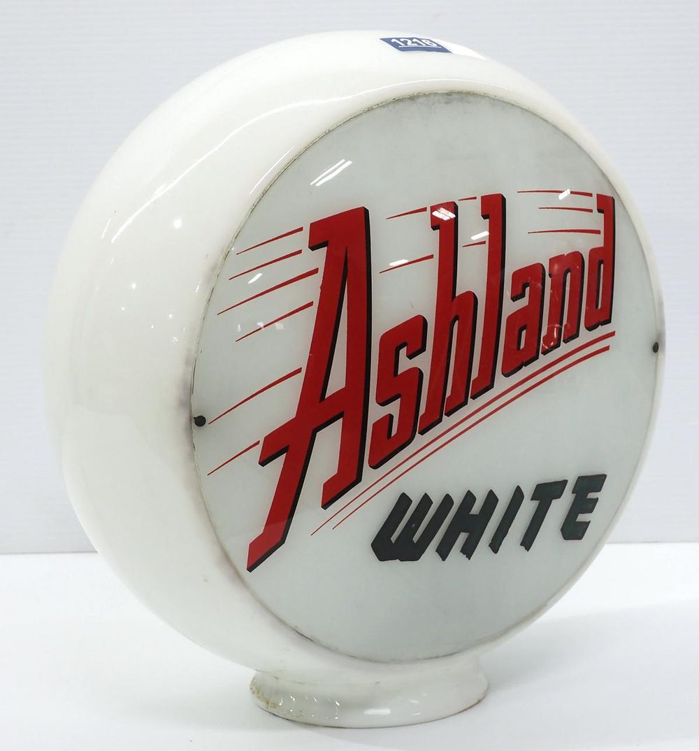 Lot 1216: Glass gas pump globe