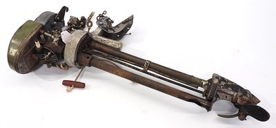 Muncie Model 1B39 outboard boat motor, serial #19114 F1, 33"H * * Not eligible for in-house 