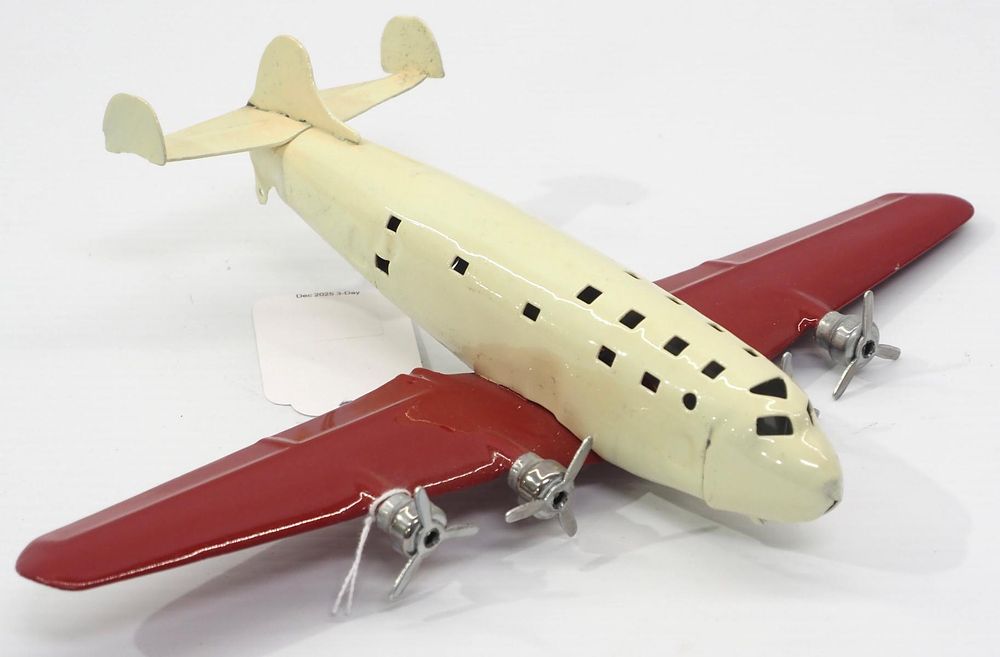Lot 1393: 1940's Wyandotte pressed steel airplane