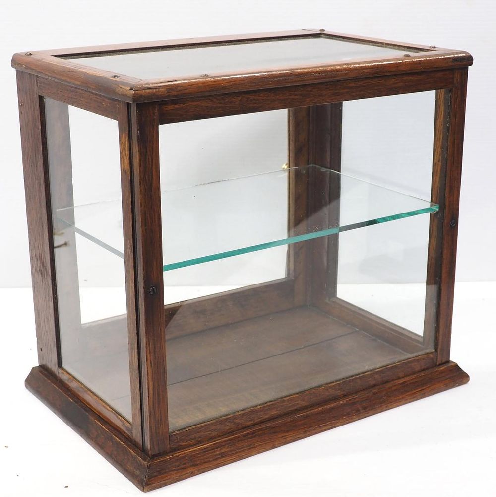 Lot 1406: Wood & glass country store display case