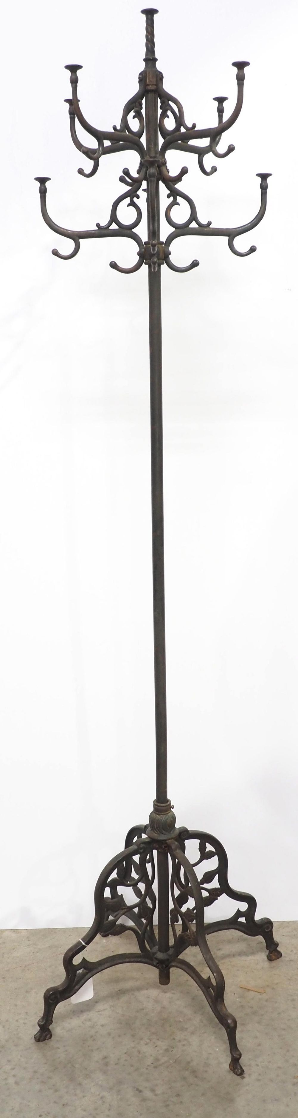 Lot 1421: Fancy metal hall tree