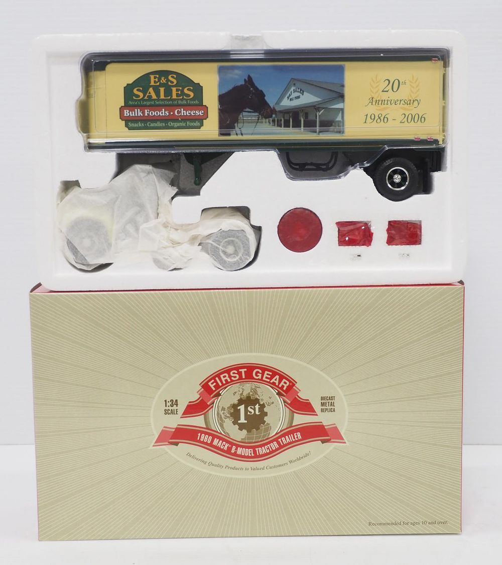 Lot 272: First Gear 1980 Mack B Model for E&S Sales