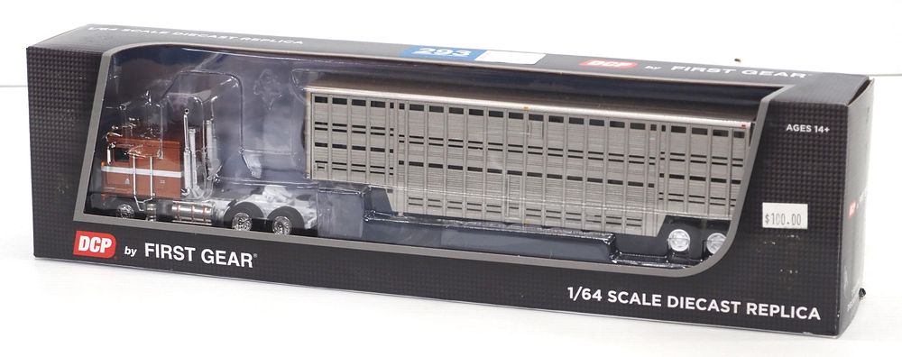 Lot 293: DCP Kenworth K100 with Livestock Trailer
