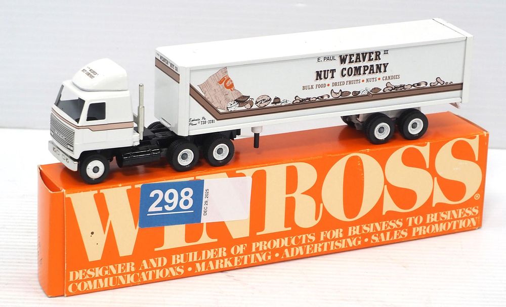 Lot 298: Winross Weaver Nut semi