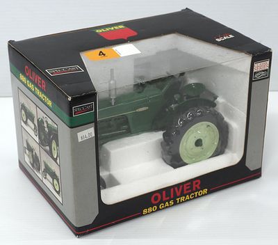 SpecCast Oliver 880 Gas. 1/16 scale SpecCast Oliver 880 Gas - NIB Condition NIB