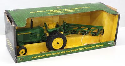 Ertl John Deere 3020 with 4-bottom plow. 1/16 scale Ertl John Deere 3020 with 4-bottom plow - 