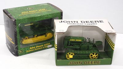 (2) Ertl John Deere crawlers. (2) 1/16 scale Ertl John Deere crawlers: 1010 and Lindeman - both 