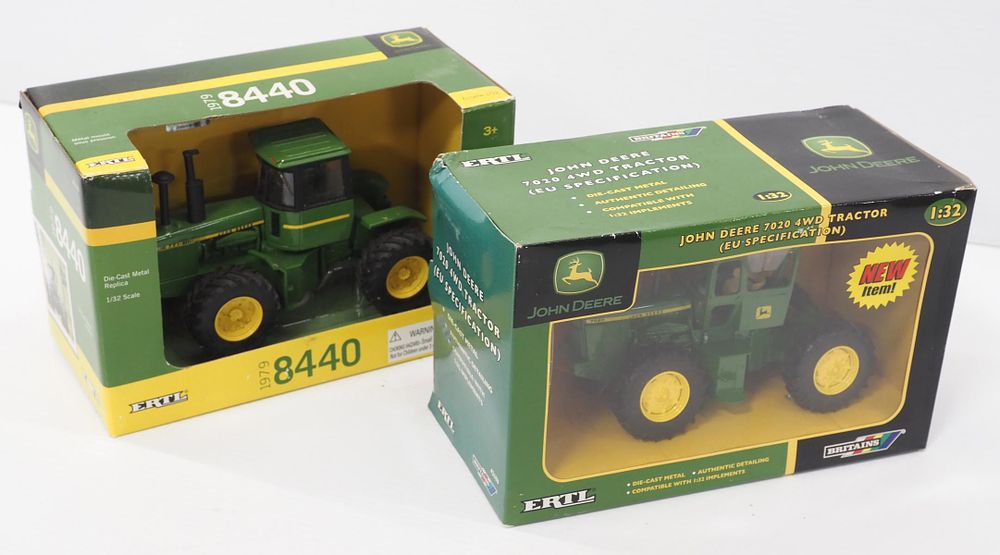 Lot 204: Ertl John Deere 8440 & John Deere 7020 4WD