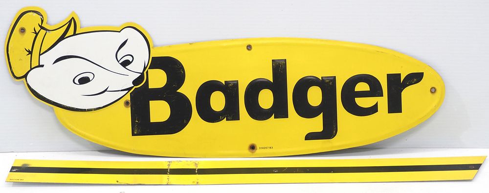 Lot 850: 2-pc SSA Badger sign