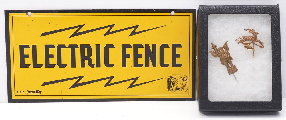 Lot 870: Electric Fence sign / JD pin / Moline Plow Co. pin