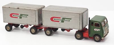 Consolidated Freightways Tractor and Trailer. Consolidated Freightways Friction Tractor and 