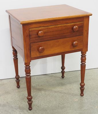 American Sheraton-style Cherry Side Table with 2 Dovetailed Drawers - measures 