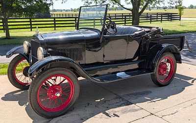 1926 Ford Model T 4-cylinder Roadster Truck with canvas top, tire & cover, and travel trunk. 1926 