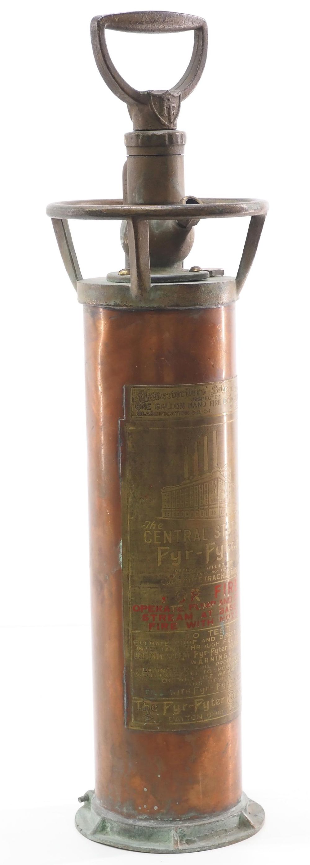 Lot 429: Fyr-Fyter brass fire extinguisher
