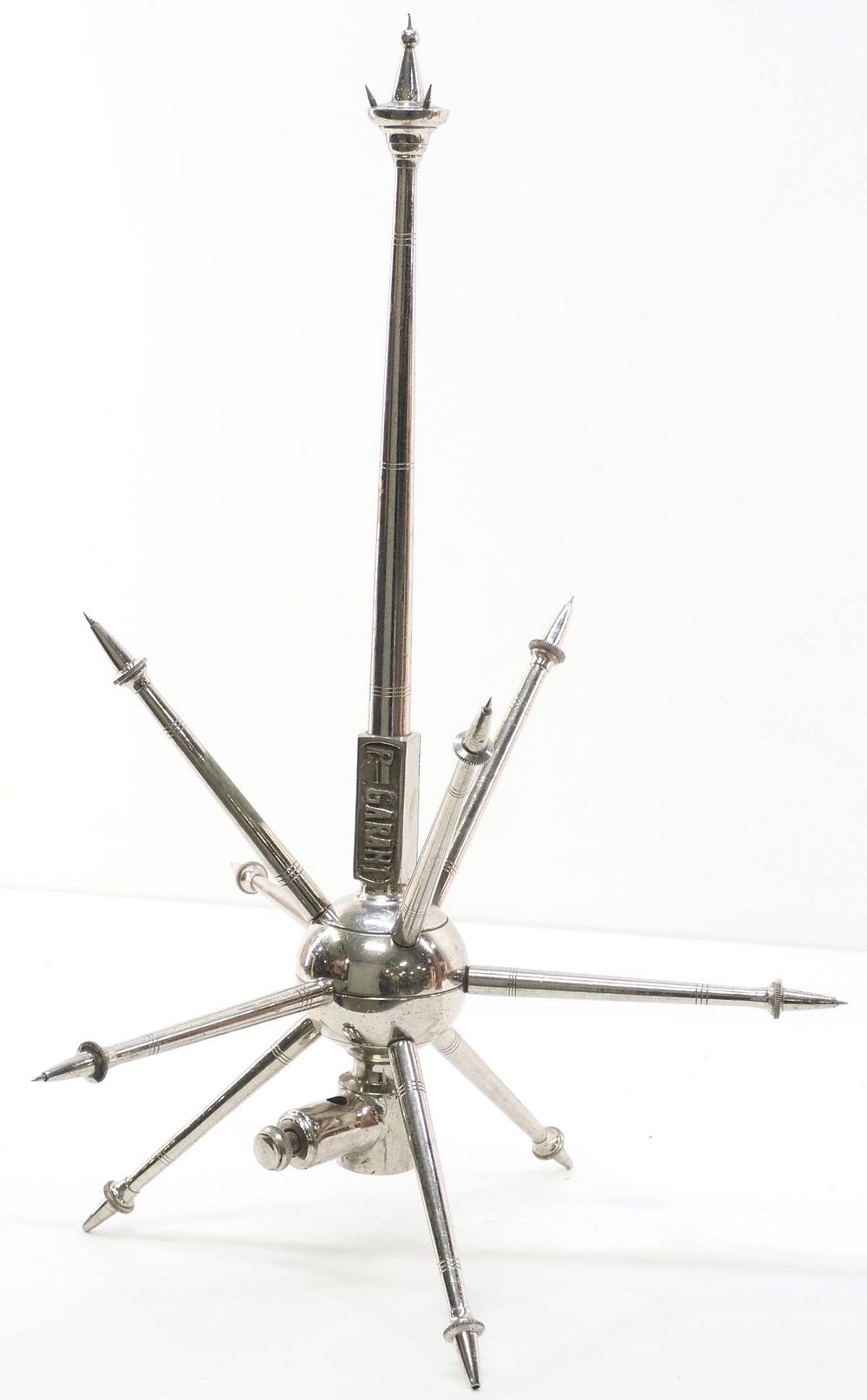 Lot 638: Unusual-shaped lightning rod