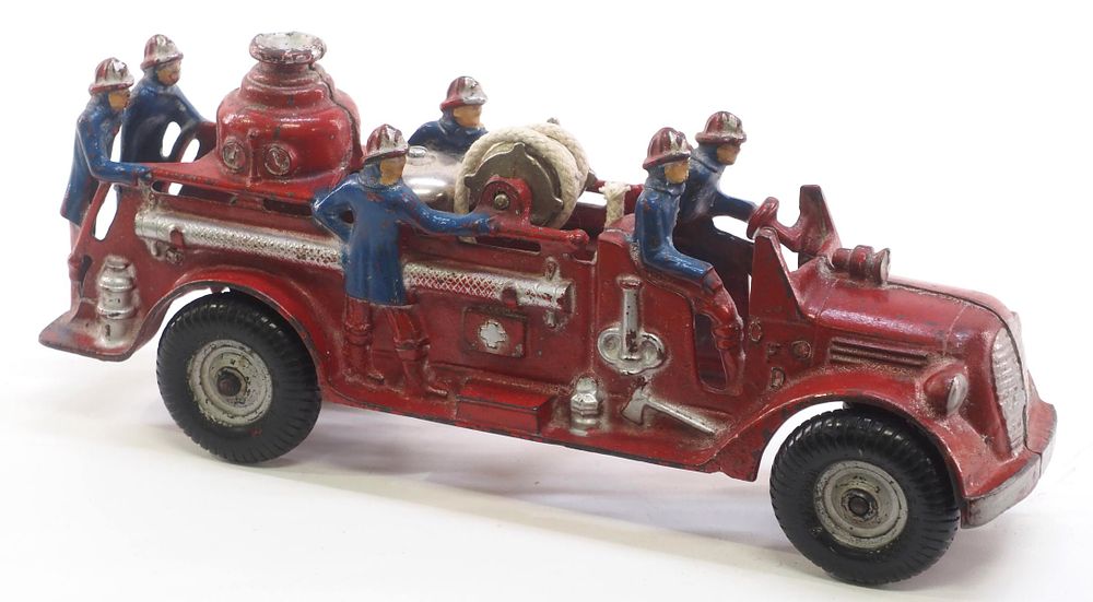 Lot 742: Cast iron Arcade fire truck