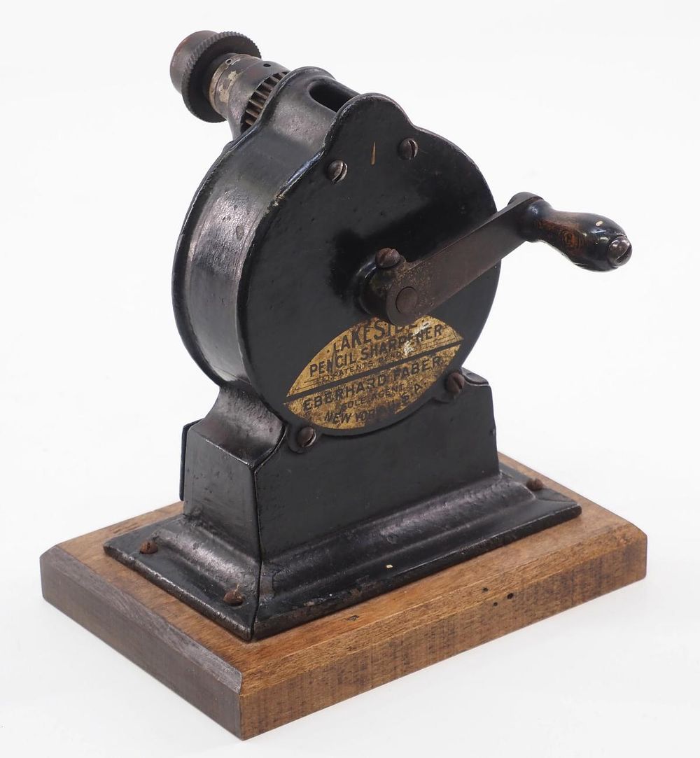 Lot 1340: Lakeside hand-crank pencil sharpener