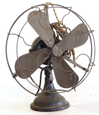 General Electric No.715408 desk fan with 16"dia. brass blades and black body - Fair Condition Fair