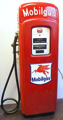 Martin & Schwartz Model 80 gas pump. Martin &amp; Schwartz Model 80 gas pump with Wayne face 