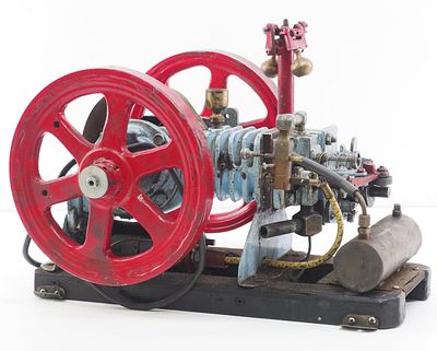 Scale model hit & miss engine, 16"x12"x10"H with 8.5"dia. wheel