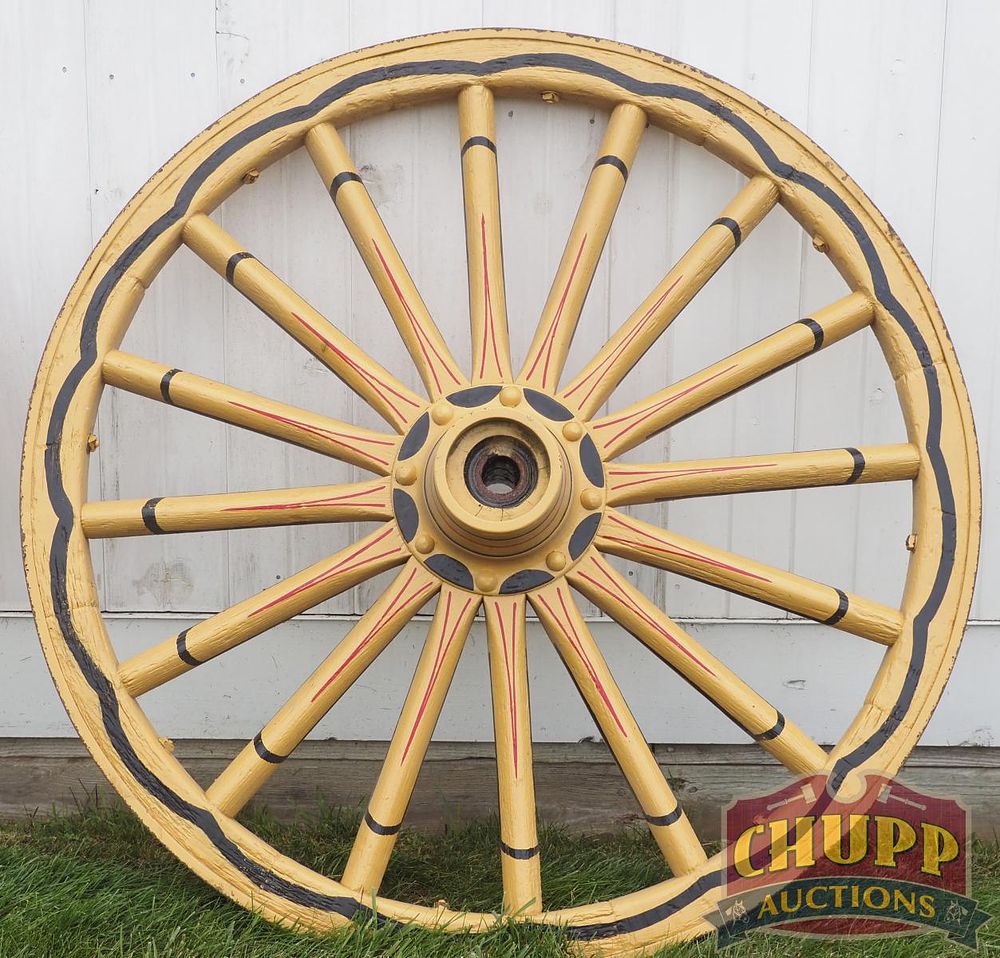 Lot 1006: Painted wooden wagon wheel