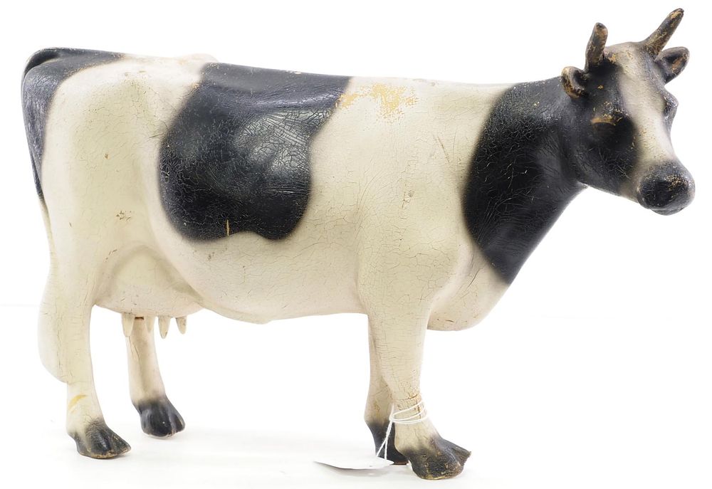 Lot 214: 1930's model Holstein cow, RARE!