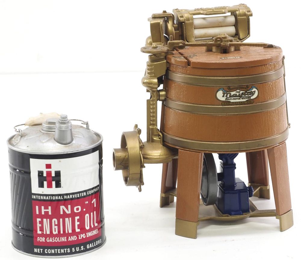 Lot 243: Maytag wash machine / mini 5-gal IH oil can