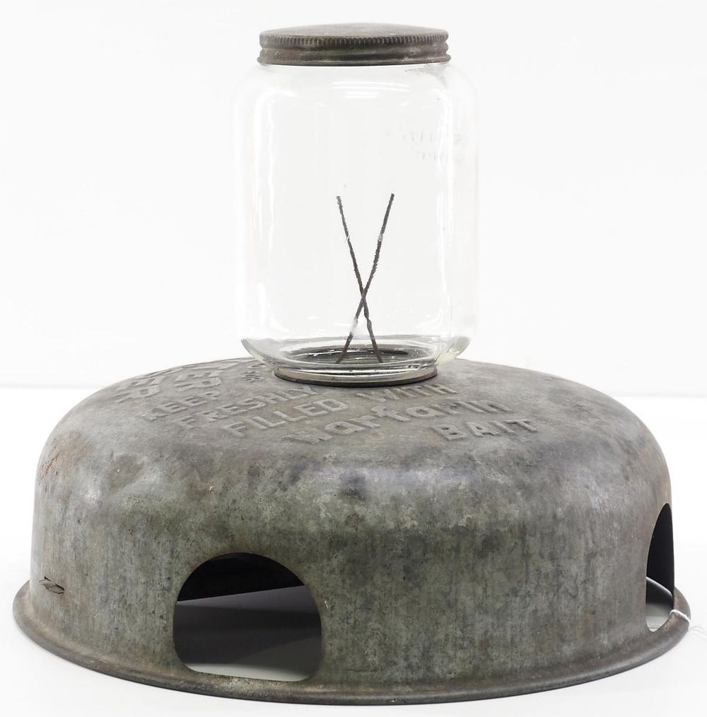 Lot 245: DeRatter, DeMouser rat or mouse trap