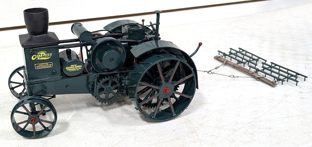 Lot 269: Custom 1/12 scale gas-powered Rumely