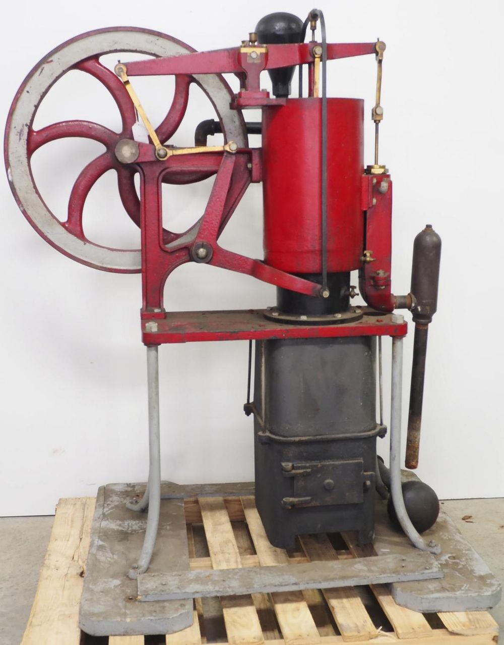 Lot 315: Rider-Ericsson Hot-Air Pumping Engine