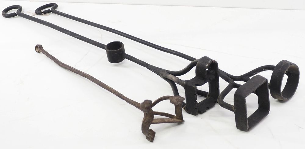 Lot 442: (4) Branding irons