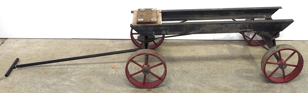 Lot 466: Homemade cart for engine