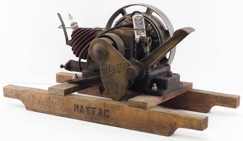 Lot 475: Maytag 1-cylinder engine