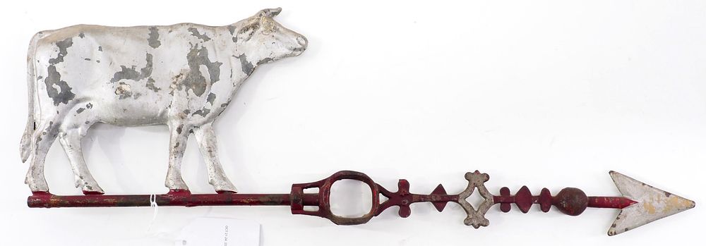 Lot 641: Cow weathervane arrow