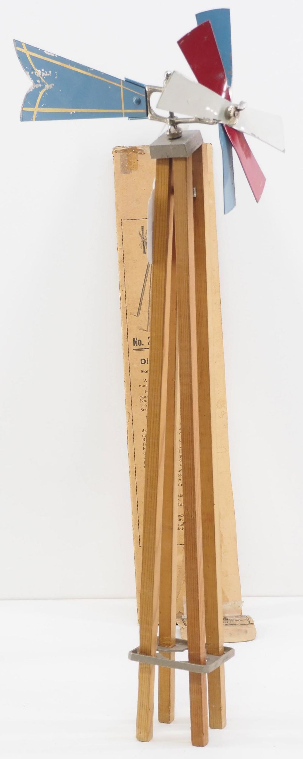 Lot 676: Arcade No.2 Windmill kit